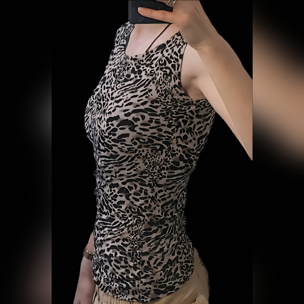 Leopard Print Sleeveless Top